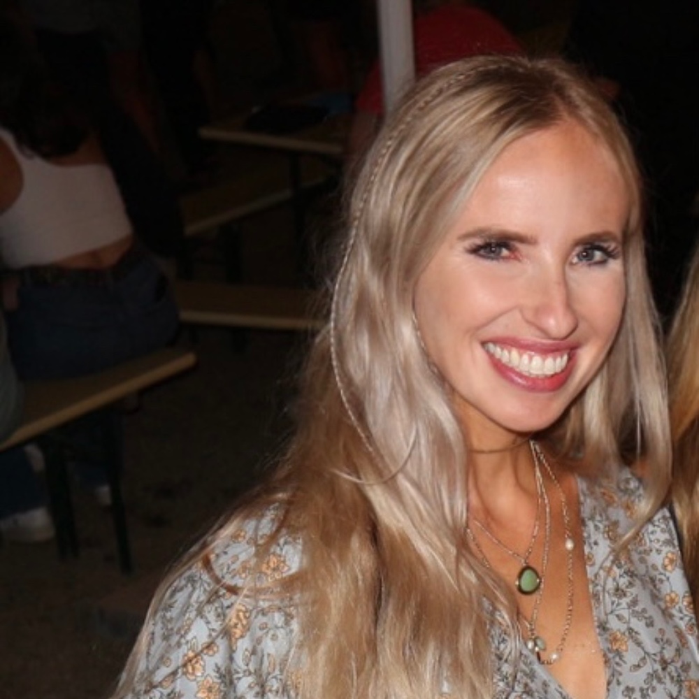 Meet your Posher, Posh